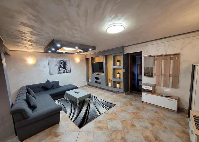 Monterosso With Parking Space * 우마그