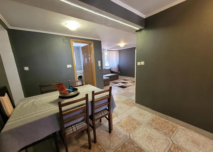 Monterosso With Parking Space * Umag