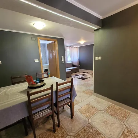 Monterosso With Parking Space * Umag